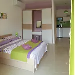 Mare And Terra Apartament