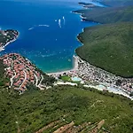 Apartament Mare And Terra *