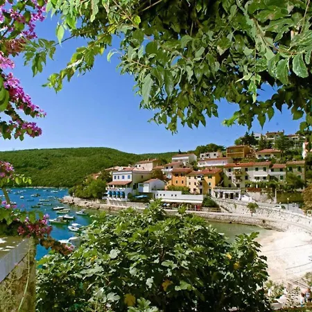 Mare And Terra * Rabac